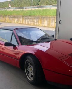 foto ferrari REVISIONI